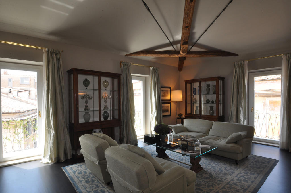 La Scelta Di Goethe - Luxury Suites Рим Номер фото
