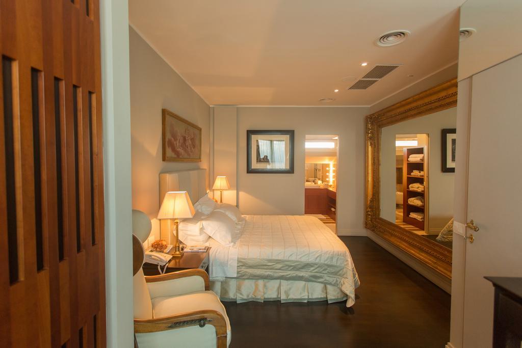 La Scelta Di Goethe - Luxury Suites Рим Экстерьер фото